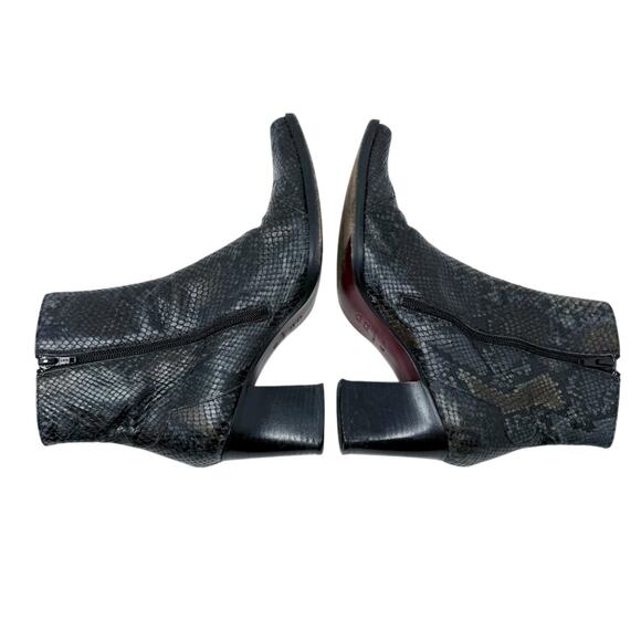 Vintage Y2K Nine West Gray Snake Print Leather Ankle Booties Women's 10 Side Zip - Picture 7 of 11